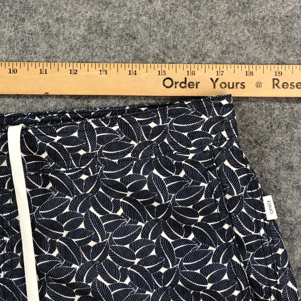 Onia The Calder Mens Swim Trunks XL Navy Leaf Pattern Stretch Beach Board Shorts